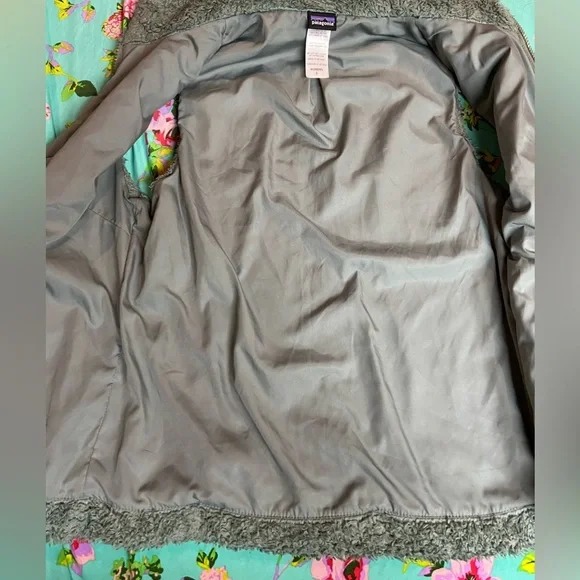 Patagonia Green Los Gatos Vest - Picture 3 of 6